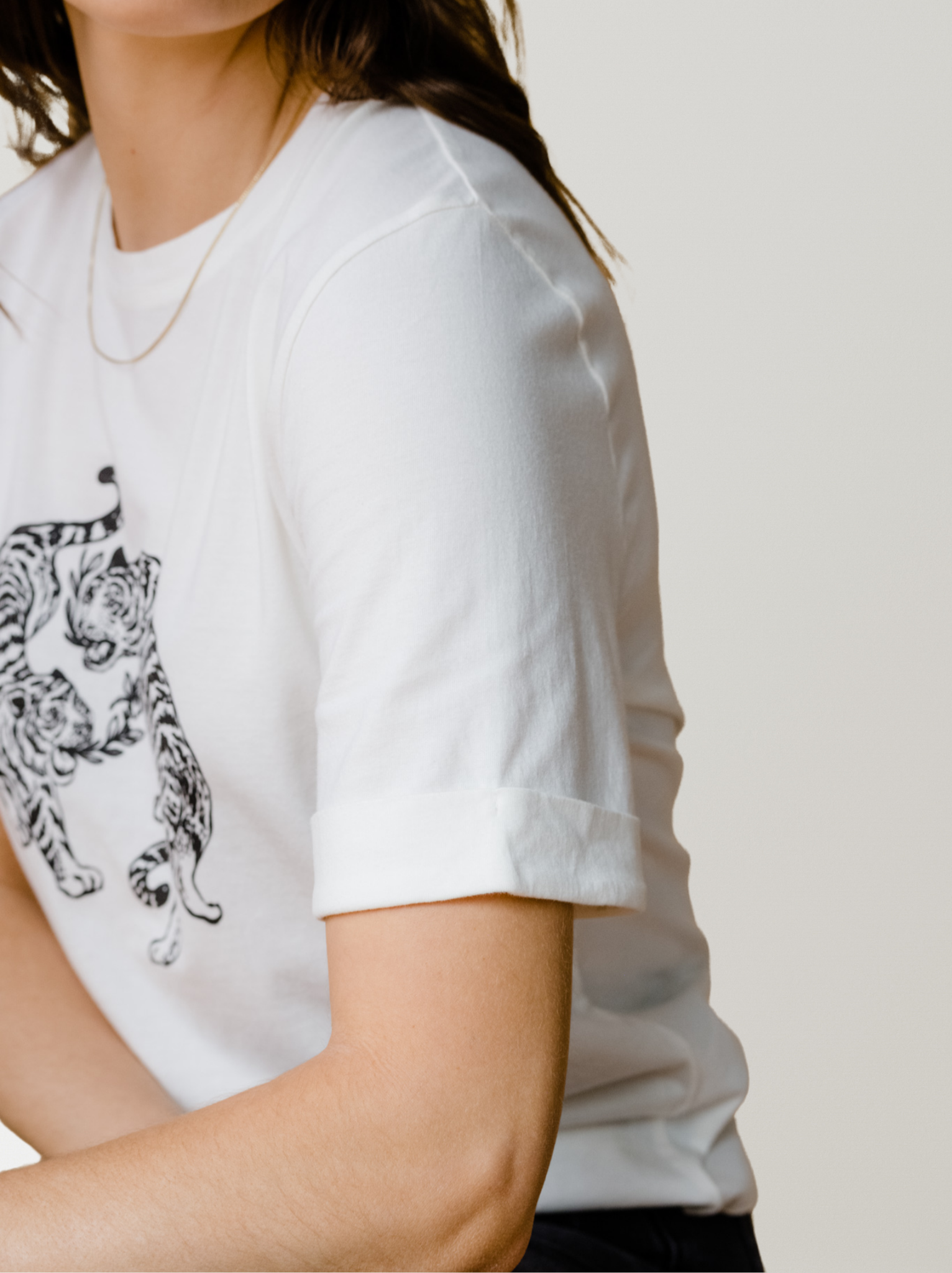 Gloria Graphic Tee