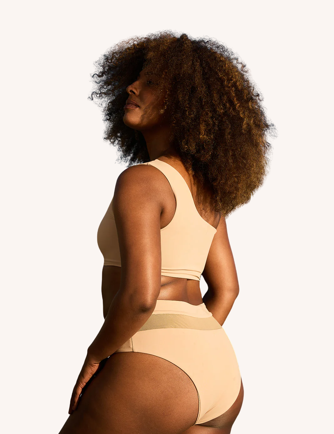 20250410-NomadsSwimwear-1490.png