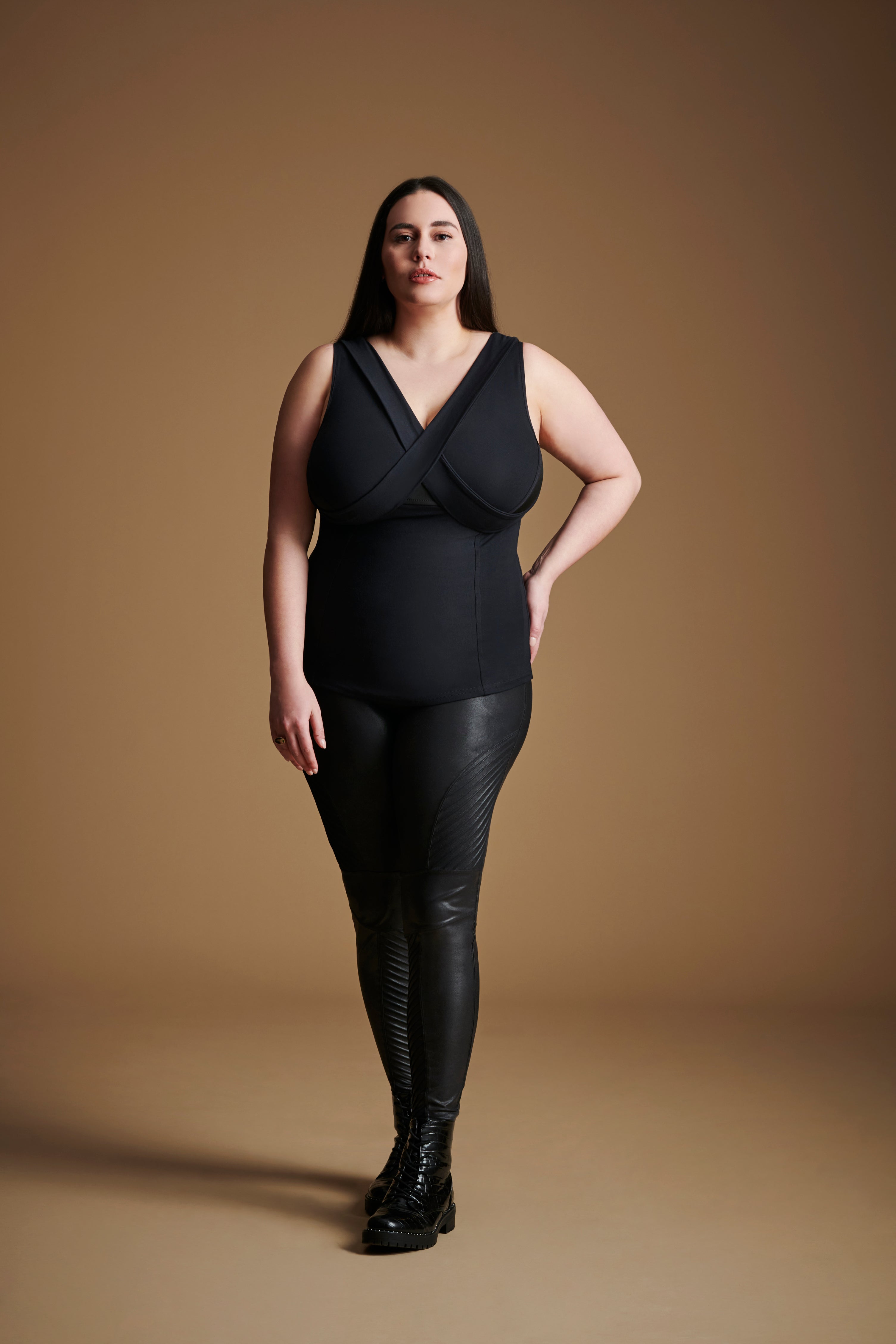 Full Support Bra-Free Top | Black