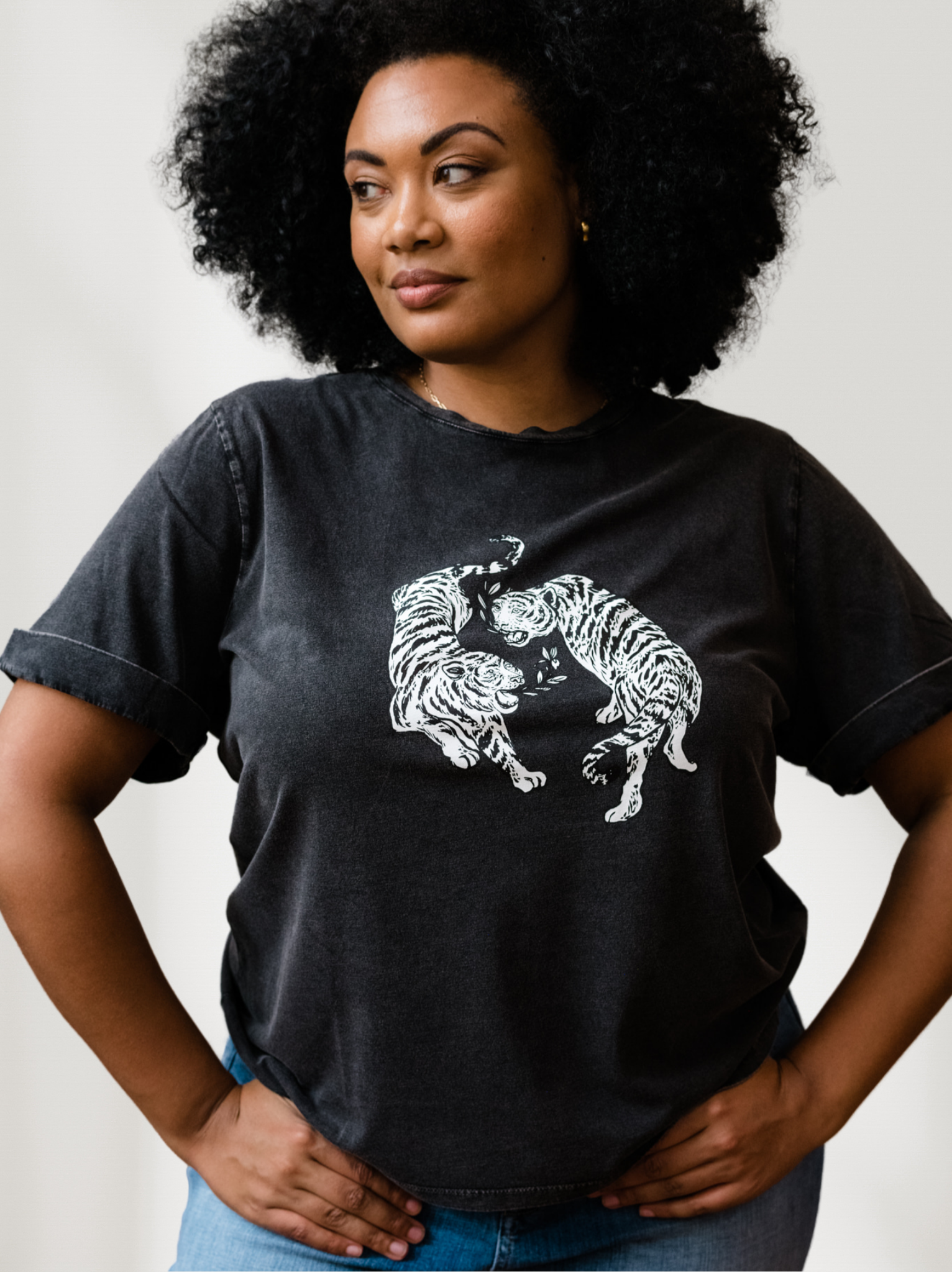Gloria Graphic Tee