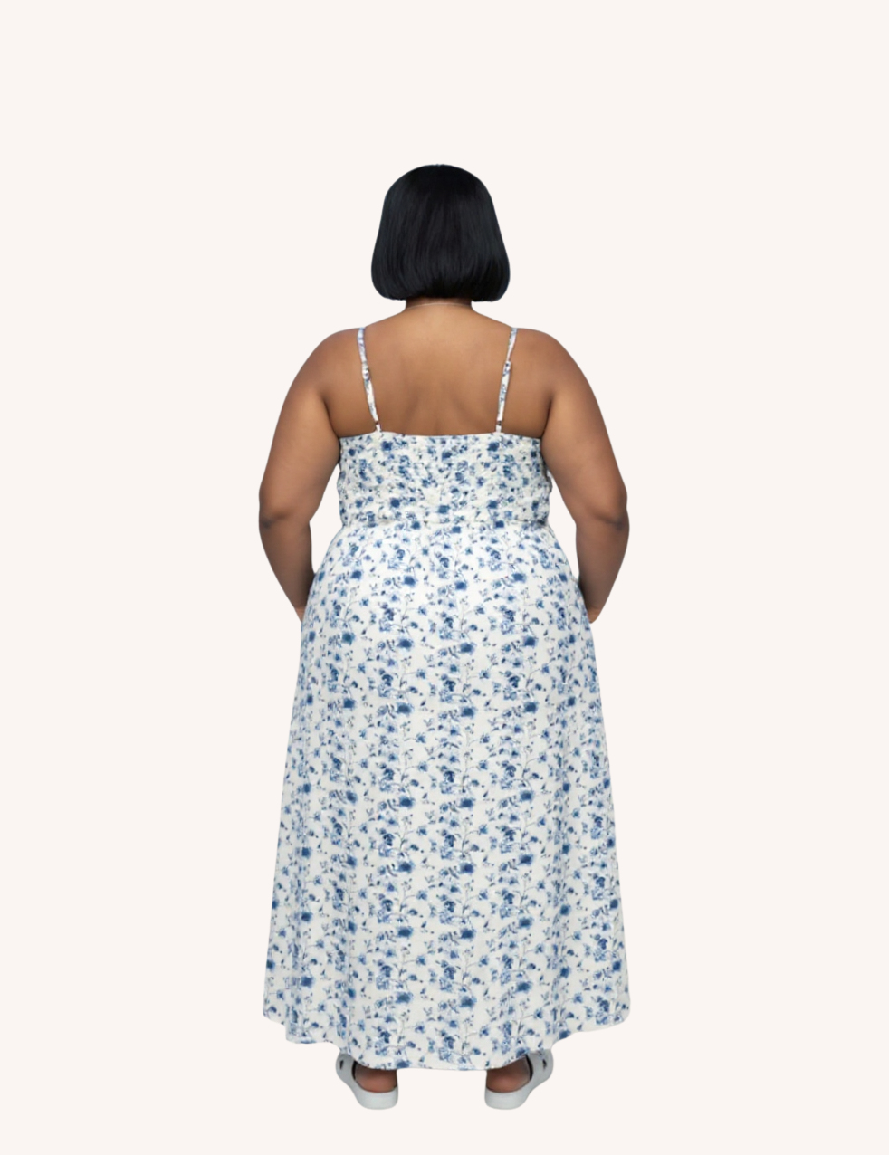 Model001_Back_01_outfit_50_back_cropped.png