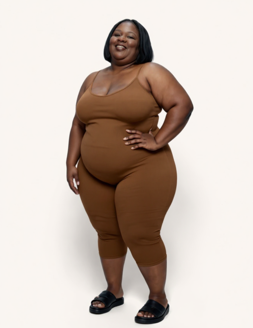 Model001_Left_01_outfit_71_front_520d23d0-408b-4861-8b0d-3f5722229114.png