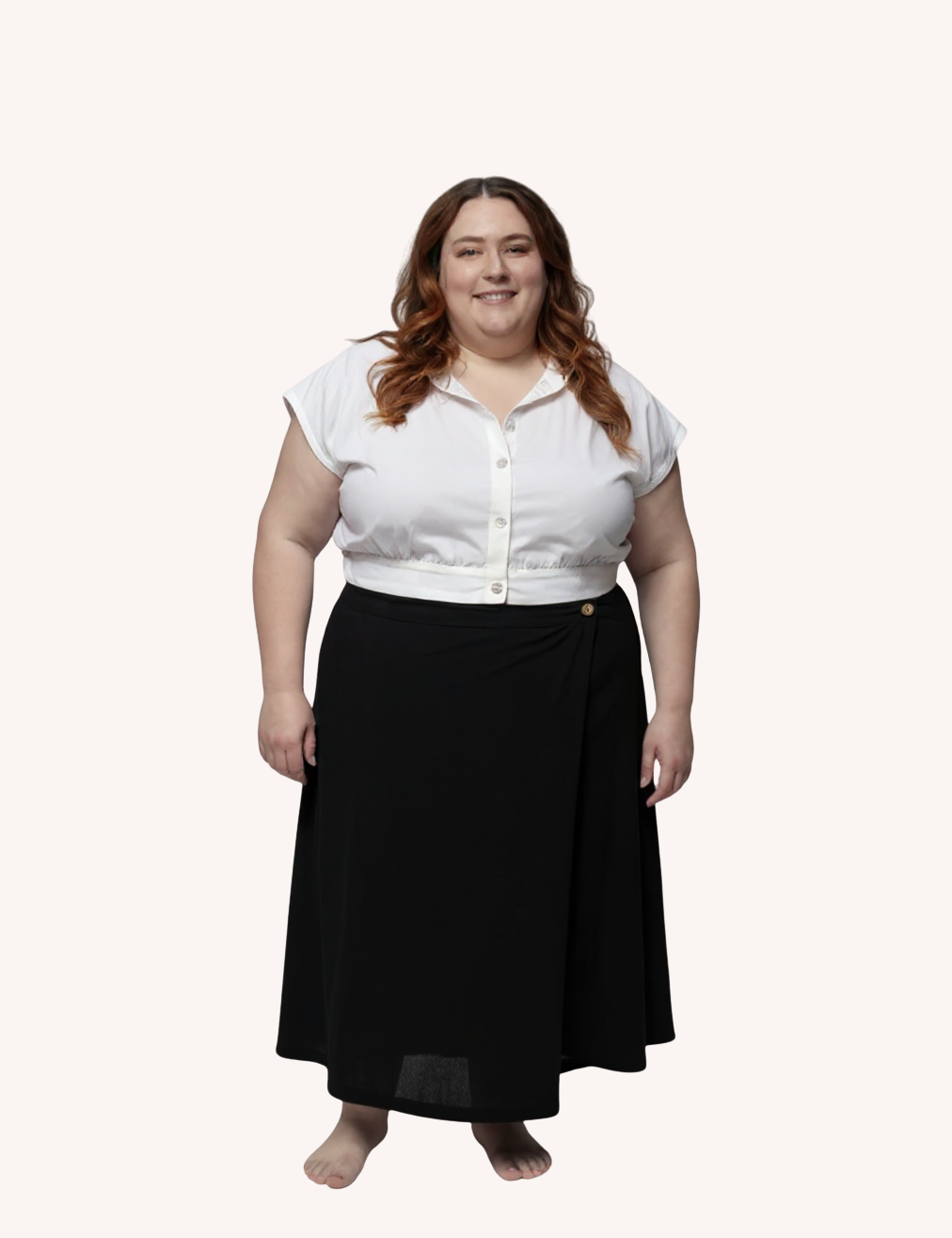 Model002_Front_01_reistor_oversized_crop_shirt_off_white_front_cropped.png