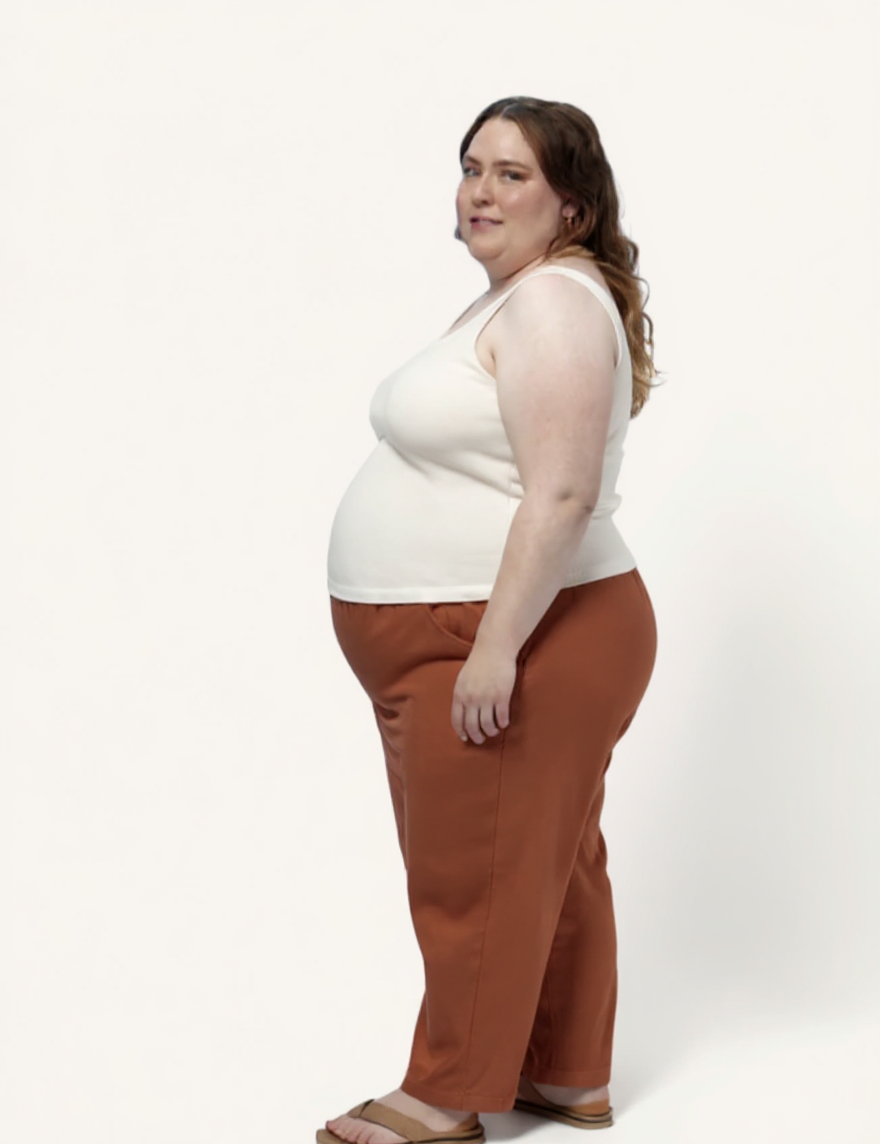 Model002_Left_Front_01_pamut_river_pant_clay_front.png