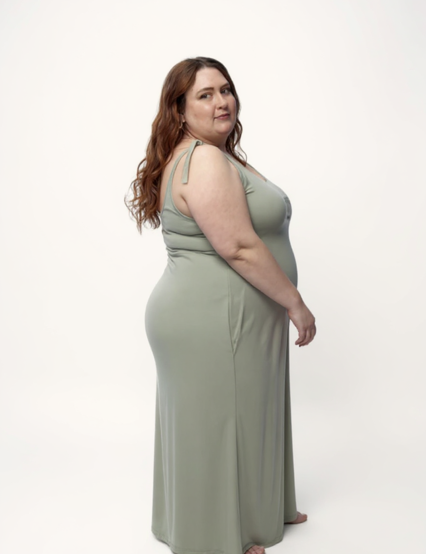 Model002_Right_01_neutrals_15_back.png