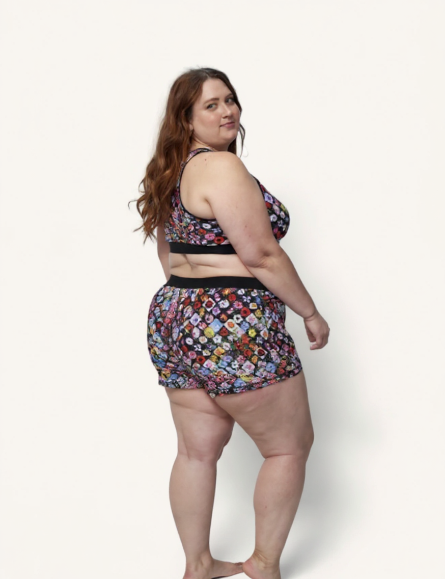 Model002_Right_01_patterns_35_back.png