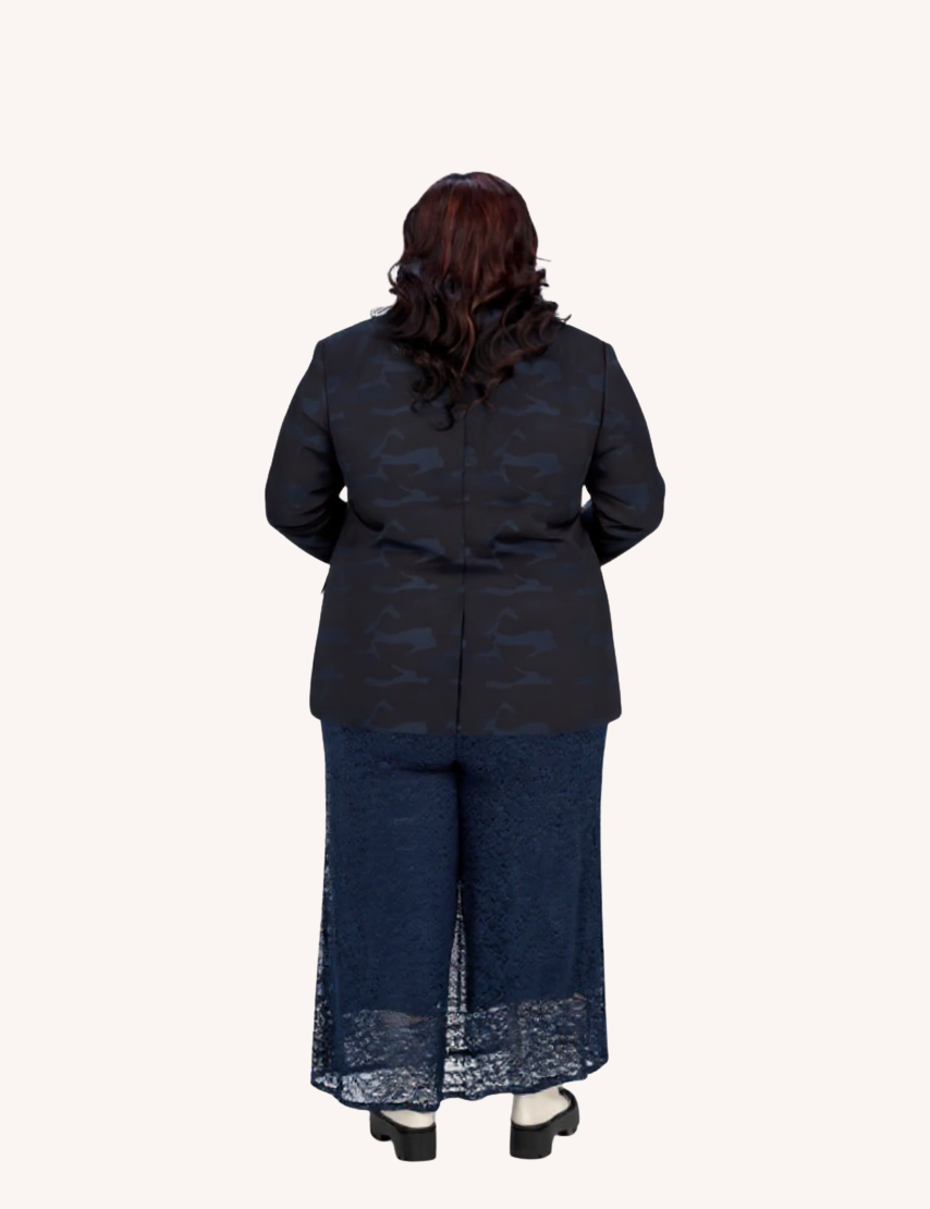 Model004_Back_02_the_blues_24_back_cropped.png