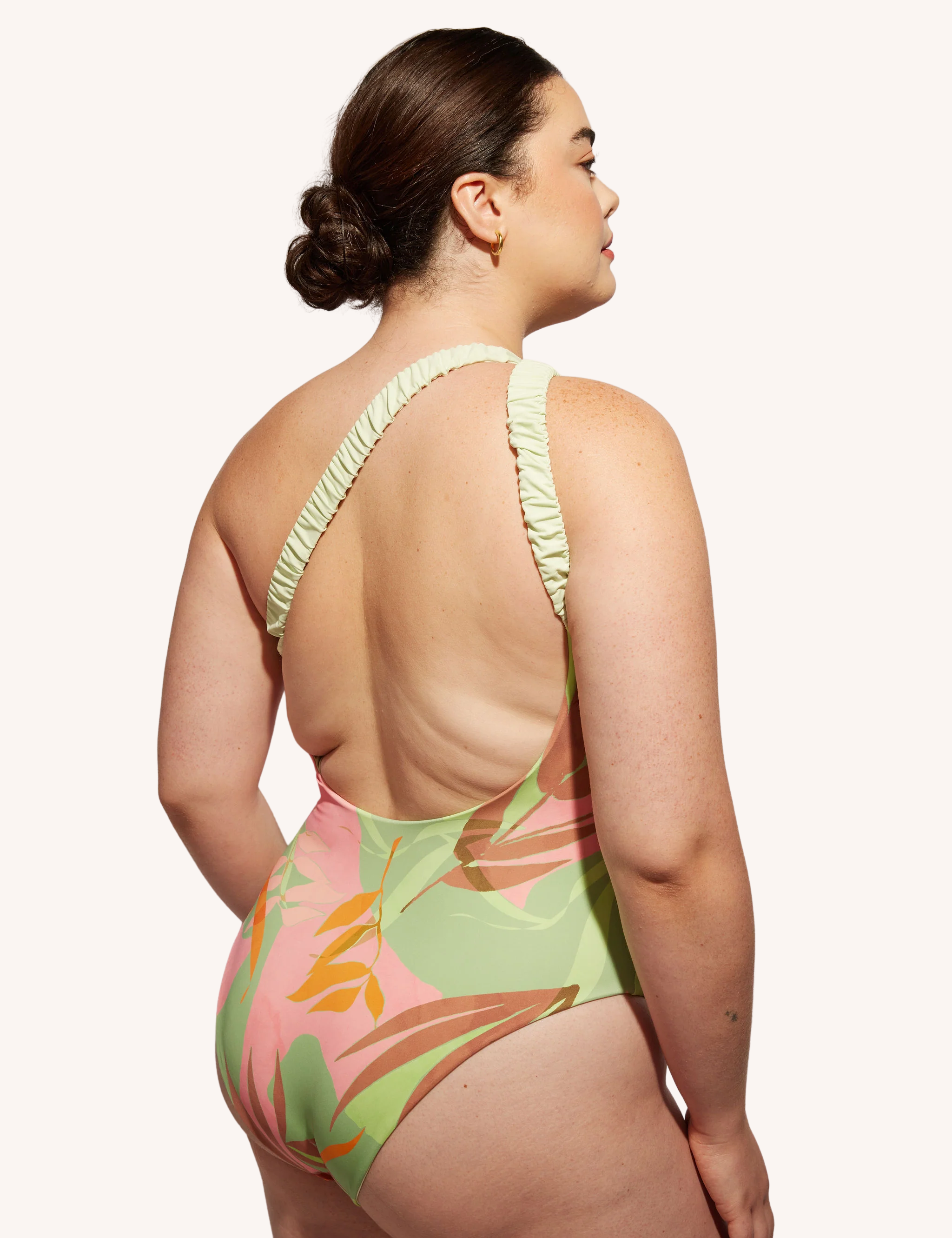 NomadsSwim-24-Green-99.png