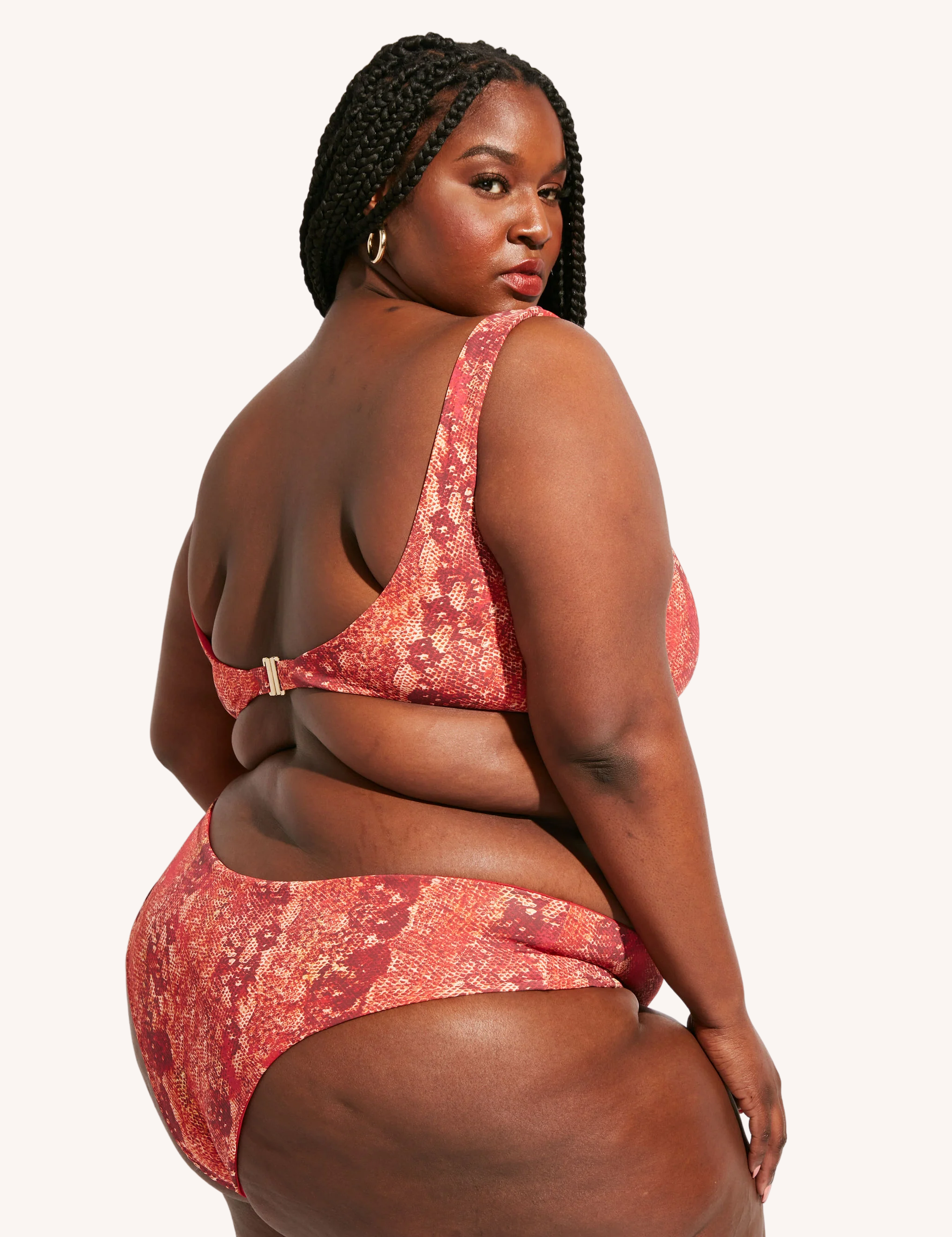 NomadsSwimwear-0219-Finals-505.png
