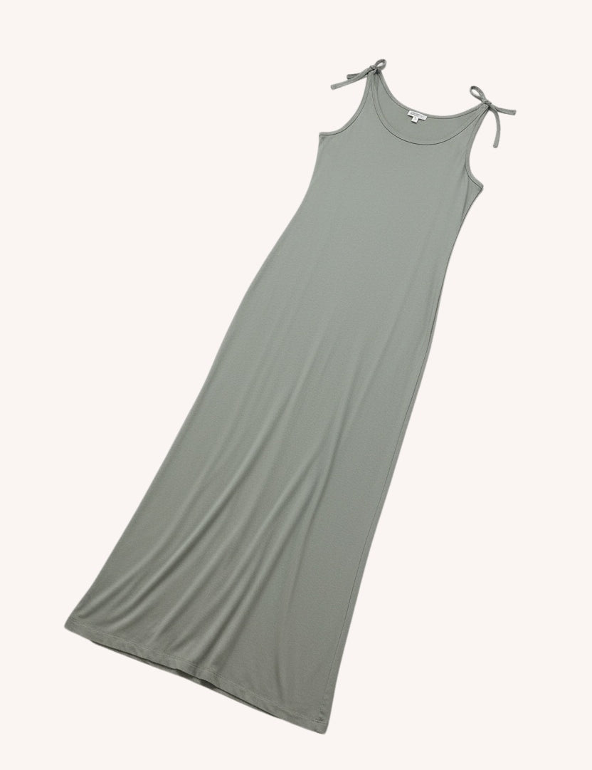 reistor_tie_detail_maxi_dress_frost_and_mist_front.jpg